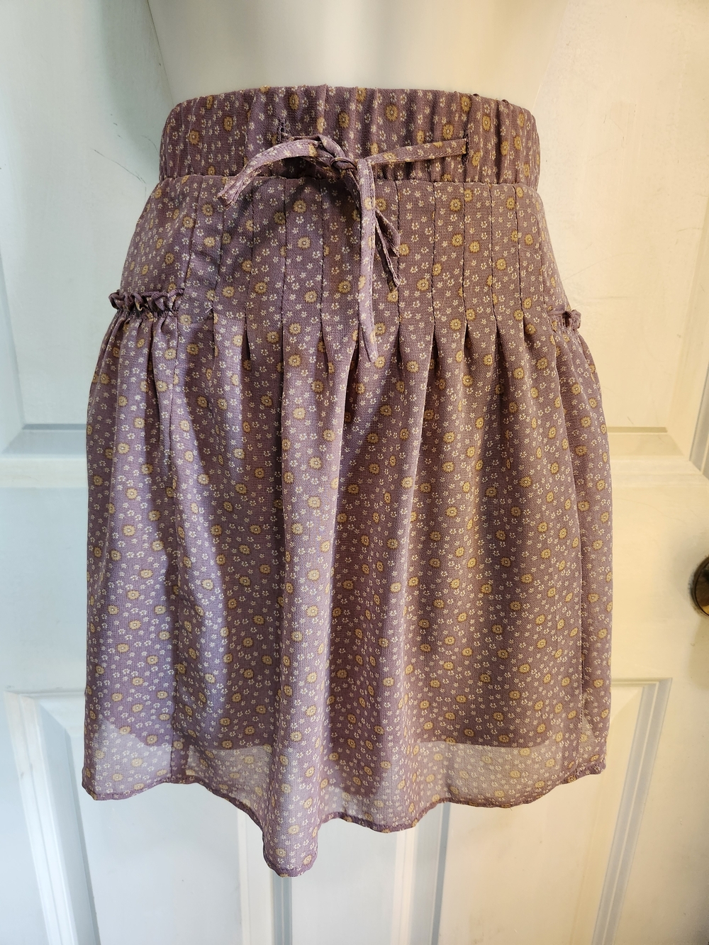 Old Navy Lavender Floral Tie-Waist A-Line Skirt